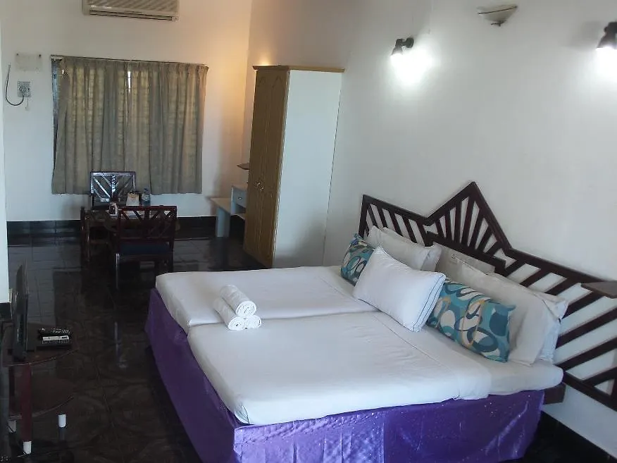Raja Hotel